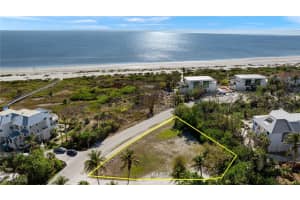 466 Gulf Drive, Sanibel, FL 33957 Sold 03/14/25