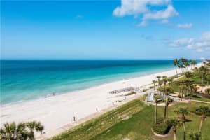 4251 Gulf Shore Boulevard, Naples, FL 34103 Sold 05/29/25