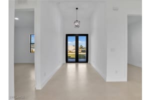 1302 13TH Terrace, Cape Coral, FL 33993 Sold 09/04/25