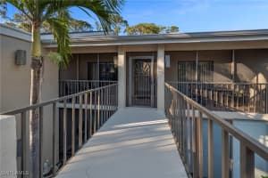 325 Bay Forest Drive, Naples, FL 34110 Sold 07/11/25