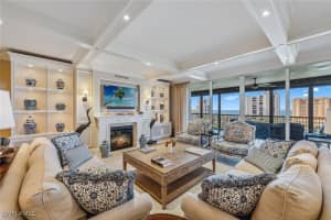 8787 Bay Colony Dr 903, Naples