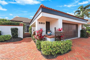 583 Bay Villas Lane, Naples, FL 34108 Sold 09/04/25