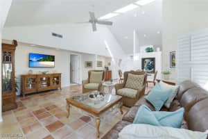 583 Bay Villas Lane, Naples, FL 34108 Sold 09/04/25