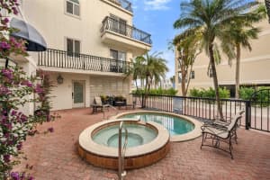 9400 Gulf Shore Drive, Naples, FL 34108 Sold 07/18/25