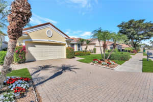5917 Ashford Lane, Naples, FL 34110 Sold 03/26/25