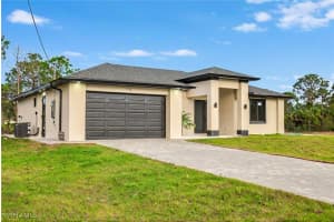 731 Randall Avenue, Lehigh Acres, FL 33974 Sold 04/04/25