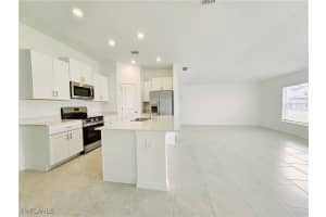 17700 Paradiso Way, North Fort Myers, FL 33917 - MLS#225017960