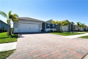 304 Spring Hill Lake Loop, Cape Coral, FL 33993 Sold 09/08/25