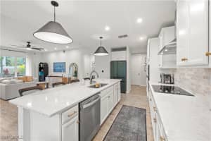 4688 Arboretum Cir 101, Naples
