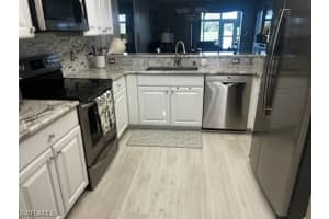 10538 Washingtonia Palm Way, Fort Myers, FL 33966 Sold 04/09/25