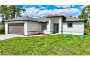 312 Rosanna Avenue, Lehigh Acres, FL 33972 Sold 05/19/25