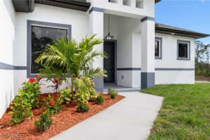 771 Chapman Avenue, Lehigh Acres, FL 33974 Sold 04/25/25