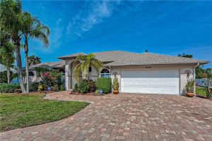 10839 Sea Coral Court, Bonita Springs, FL 34135 - MLS#225018183