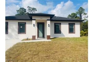712 Clemwood Avenue, Lehigh Acres, FL 33974 - MLS#225018201