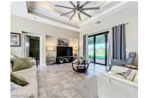 646 5th Place, Cape Coral, FL 33909 - MLS#225018238