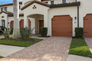 15148 Palmer Lake Circle, Naples, FL 34109 Sold 04/29/25
