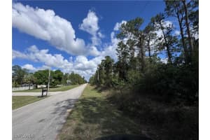 10 Wellington Avenue, Lehigh Acres, FL 33936 Sold 04/14/25