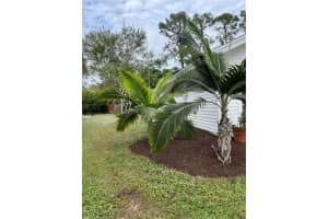 2251 QUEENS Way, Naples, FL 34112 - MLS#225018555