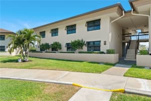 579 Seaview Court, Marco Island, FL 34145 Sold 05/28/25