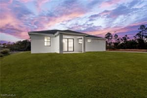 386 Palencia Avenue, Lehigh Acres, FL 33974 - MLS#225018672