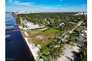 1301 Poinciana Avenue, Fort Myers, FL 33901 - MLS#225018708