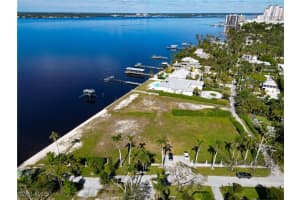 1301 Poinciana Avenue, Fort Myers, FL 33901 - MLS#225018708