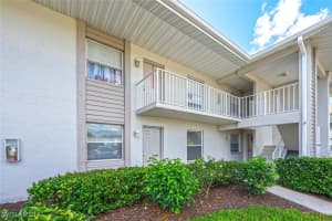1302 Derbyshire Court, Naples, FL 34116 Sold 09/03/25