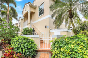 8385 Excalibur Circle, Naples, FL 34108 Sold 03/28/25
