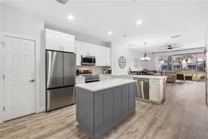 949 Hampton Circle, Naples, FL 34105 Sold 05/09/25