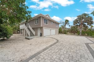 2596 Roosevelt Place, Sanibel, FL 33957 - MLS#225018896
