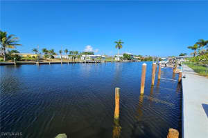 3883 Coconut Drive, St James City, FL 33956 - MLS#225018910