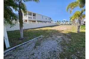 3883 Coconut Drive, St James City, FL 33956 - MLS#225018910