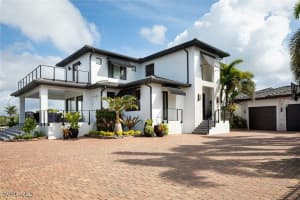 27257 Arroyal Road, Bonita Springs, FL 34135 Sold 04/23/25