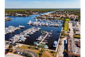 525 Newport Drive, Naples, FL 34114 Sold 04/30/26