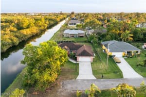 2501 11th Street, Lehigh Acres, FL 33971 Sold 05/09/25