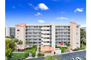 15191 Cedarwood Lane, Naples, FL 34110 Sold 03/28/25