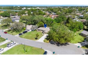 724 Grove Drive, Naples, FL 34120 Sold 05/29/25