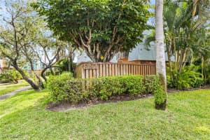 4029 Sandlewood Lane, Fort Myers, FL 33907 - MLS#225019248