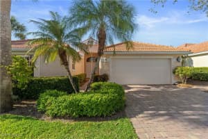 1527 Whispering Oaks Circle, Naples, FL 34110 Sold 04/10/25