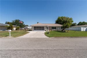 117 Daleview Avenue, Lehigh Acres, FL 33936 Sold 04/14/25