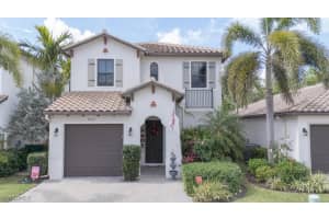 8729 Madrid Circle, Naples, FL 34104 Sold 05/22/25