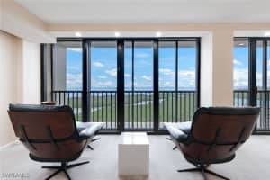 5601 Turtle Bay Dr 2002, Naples