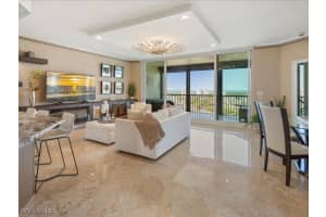 430 Cove Tower Drive, Naples, FL 34110 Sold 08/14/25