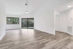 142 Bennington Drive, Naples, FL 34104 Sold 04/30/25