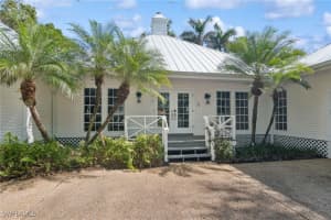 610 Jacana Circle, Naples, FL 34105 - MLS#225019626