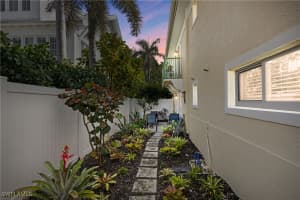 445 3rd Avenue, Naples, FL 34102 - MLS#225019658