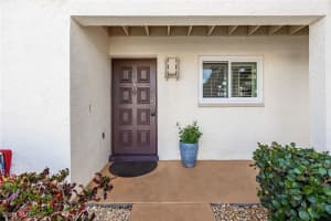5707 Foxlake Drive, North Fort Myers, FL 33917 Sold 04/04/25