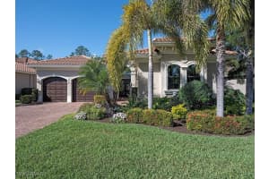 2982 Cinnamon Bay Cir, Naples