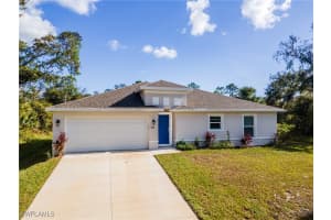1122 Knotty Pine Ave, North Port