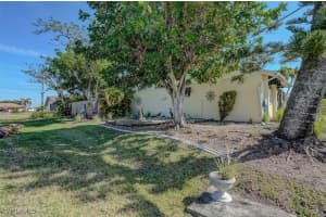 1201 33rd Terrace, Cape Coral, FL 33904 Sold 04/22/25